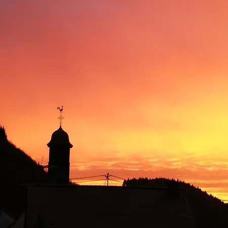 アパート Am Lindenbaum, In Am Nuerburgring Siebenbach